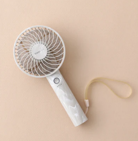 Original Francfranc Frias Handy Fan, Portable Fan, Handheld Fan, Tabletop Fan, USB Rechargeable, 5 Levels of Air Flow (Pre-order)