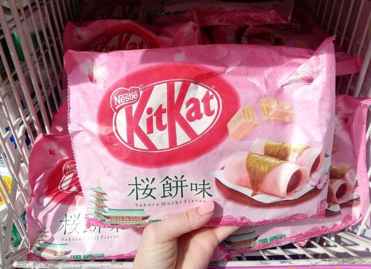 Japan Kitkat Sakura Mochi Flavor